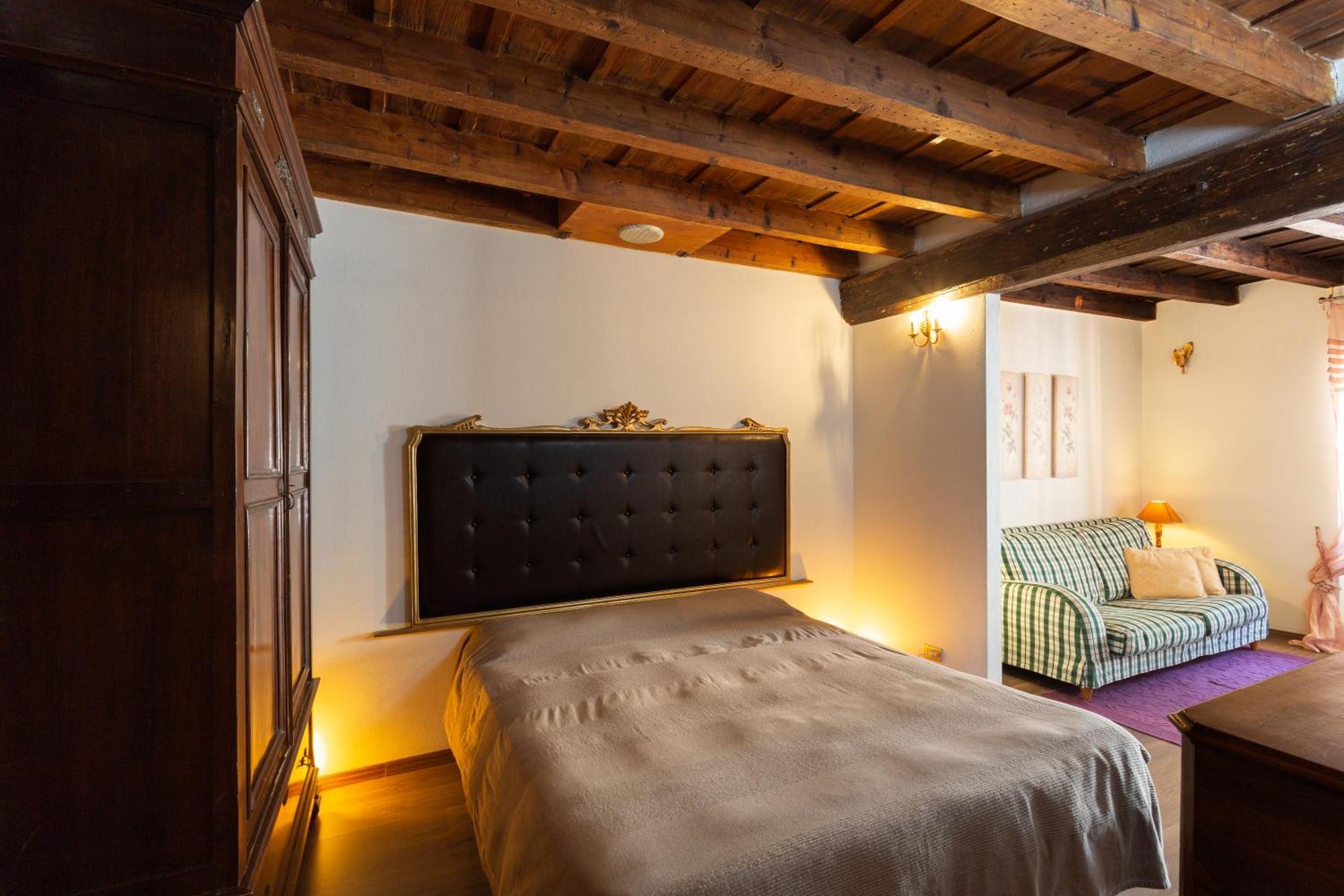 La Castellana Apartment แบร์กาโม ภายนอก รูปภาพ