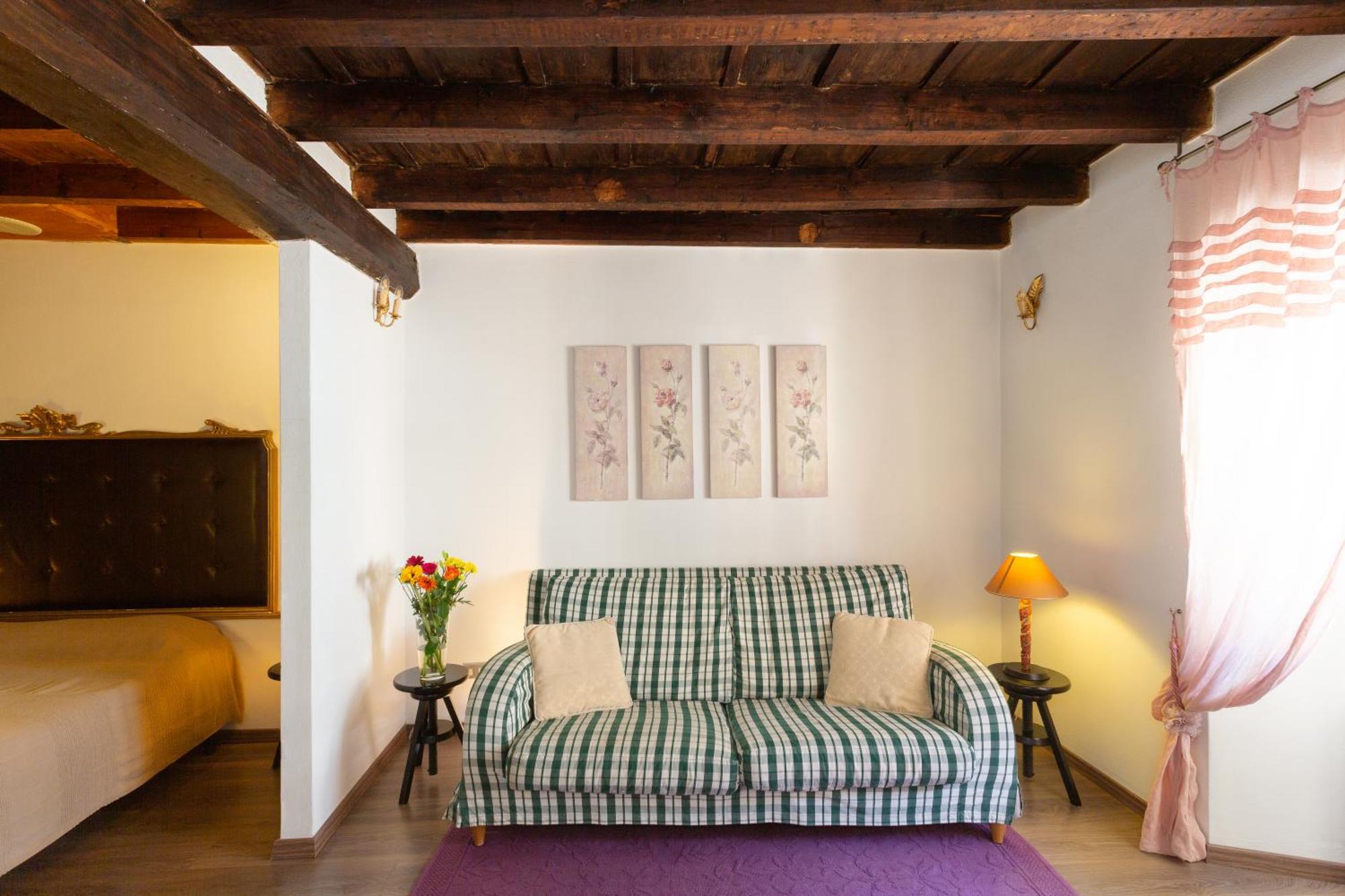 La Castellana Apartment แบร์กาโม ภายนอก รูปภาพ