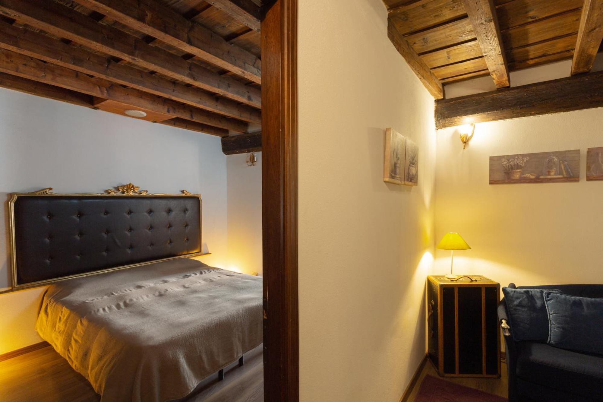 La Castellana Apartment แบร์กาโม ภายนอก รูปภาพ